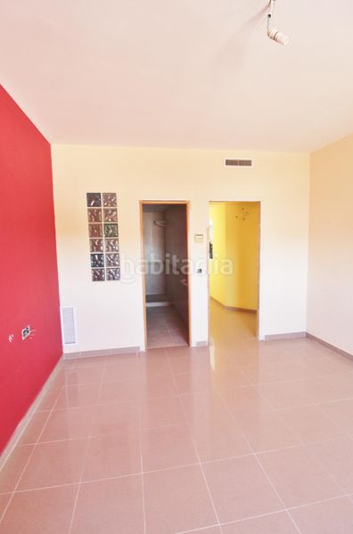 Foto eceba93e-a307-43f6-9162-bfa5b2762465. Dúplex a Xeraco