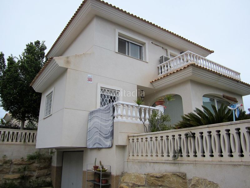 Foto 13f11ed3-7cce-4f8e-859f-dc7c7be8b6ac. Xalet amb aparcament piscina a Pueblo Acantilado-Lanuza Campello (el)