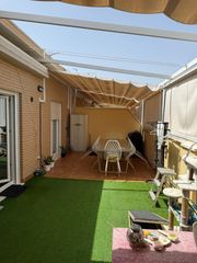 Apartament a Florida Alta. Precioso ático con gran terraza, vivienda del año 2022, 2 habita