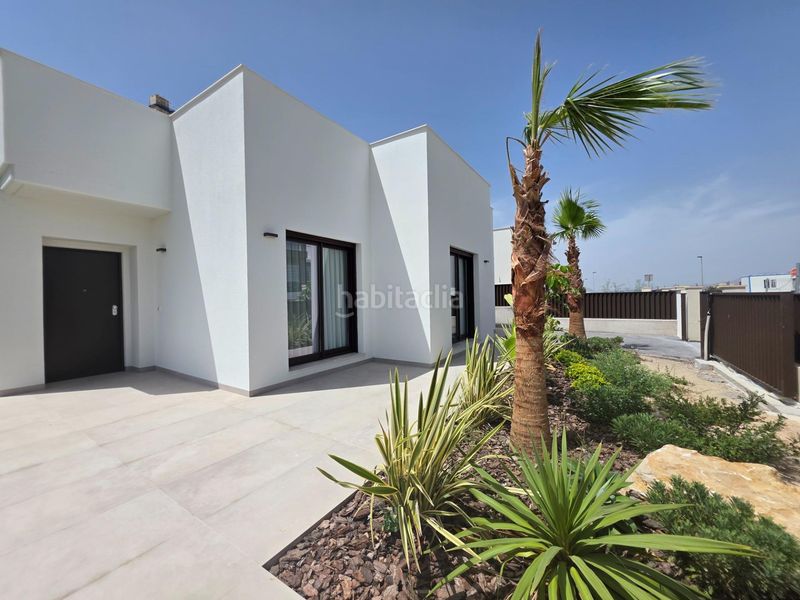 Foto d8632c90-3bab-4644-b944-2fc039b3e7b3. Xalet amb calefacció aparcament piscina a Bonalba-Cotoveta Mutxamel
