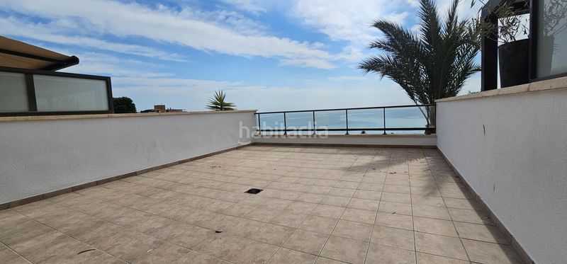 Foto d6f4ab1e-2e83-4afa-b820-d35f96431d73. Casa amb calefacció aparcament piscina a Los Arenales del Sol Elche / Elx