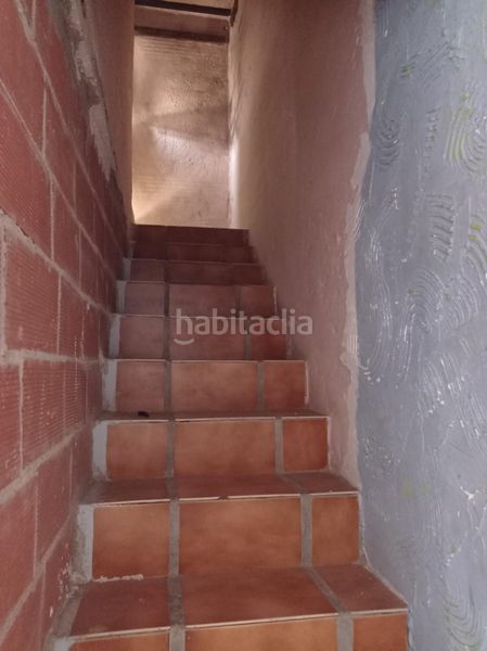 Foto df8c0dfa-3192-4362-9dc7-f4dd9d1ac422. Masia a Oliva pueblo Oliva