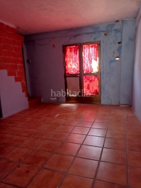 Foto e6fa62a4-4b02-4811-9bcb-ce830007923e. Masia a Oliva pueblo Oliva