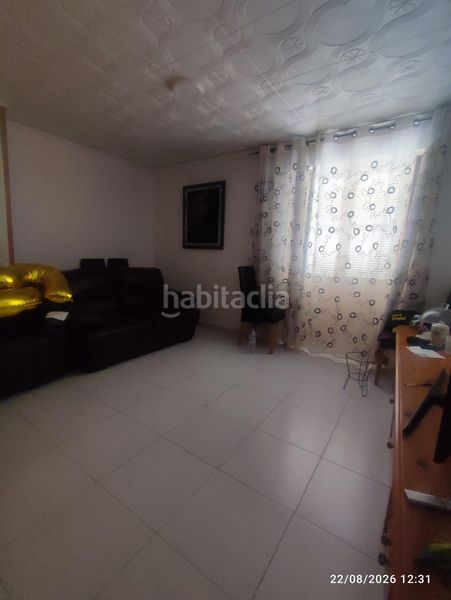 Foto 8e11f65d-28c6-4c32-a053-58524cba06b1. Casa amb aparcament a Castalla