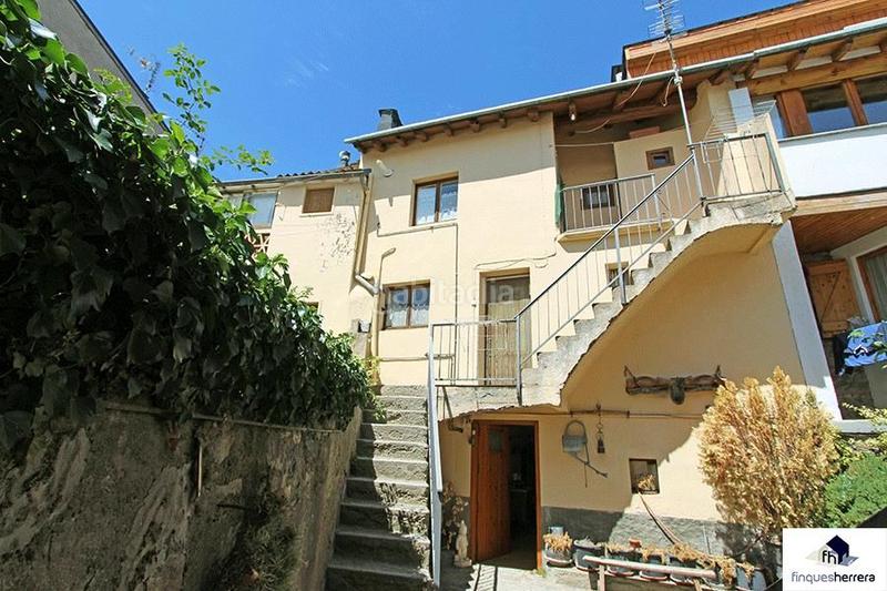 Foto 514f3786-b41a-4f95-b263-7bde5f38c89a. Casa a Llívia