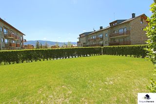 Location Rez-de-chaussée à Llívia. Planta baja duplex en llivia