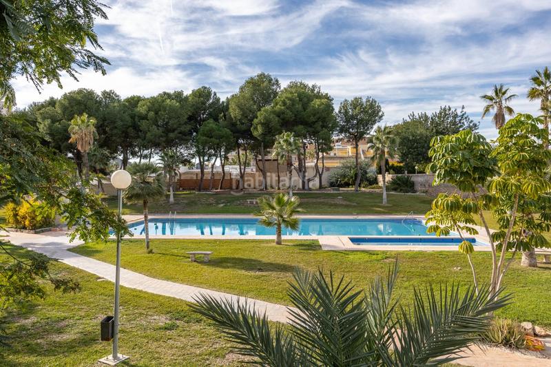 Foto e8799f11-9071-4db7-93e2-dc1424709254. Appartement avec piscine dans Playa Poniente Benidorm