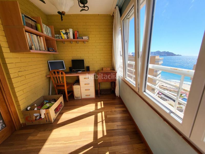 Foto 0e8abb86-e1d7-450d-8592-e93ccae988da. Pis amb calefacció piscina a Playa Poniente Benidorm