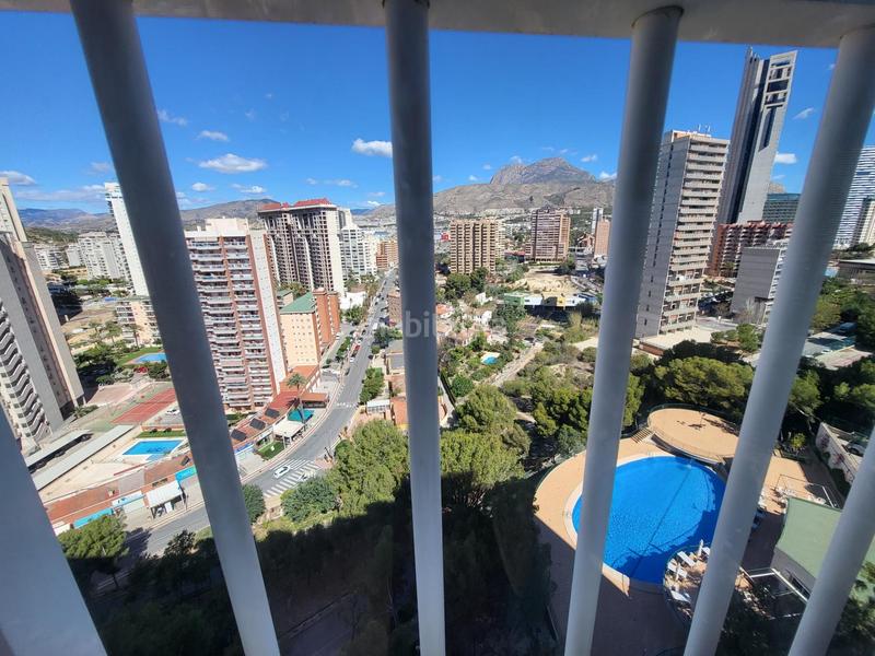 Foto 6a10c854-cb5e-4c1a-8542-79a22f25d098. Pis amb calefacció piscina a Playa Poniente Benidorm