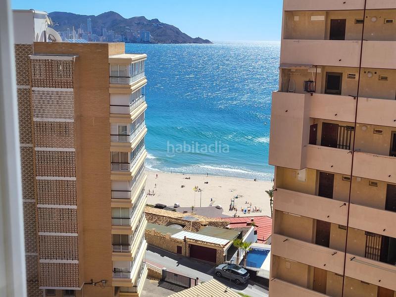 Foto b6a0459a-a435-4480-a251-46ce770cb29a. Pis amb calefacció piscina a Playa Poniente Benidorm