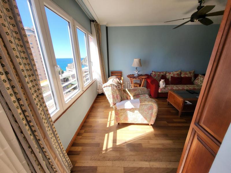 Foto f2aa2b16-97ee-4866-b406-09a04906f617. Pis amb calefacció piscina a Playa Poniente Benidorm