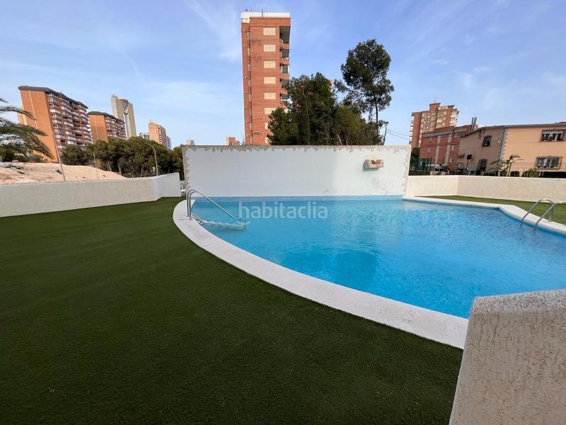 Foto 7bf58d0a-b80b-4100-8f75-31476b0eec0c. Attique avec piscine dans Playa Poniente Benidorm