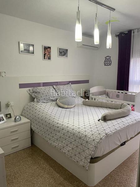 Foto cca6a425-722f-4886-83b6-a8c7ab6da613. Pis amb piscina a Playa Poniente Benidorm
