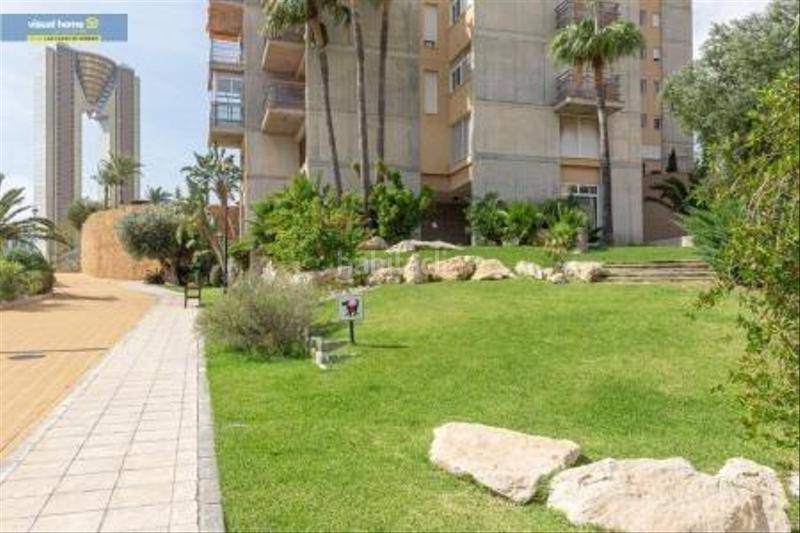 Foto 26e17761-0bb3-46f7-96ac-a1fbf90a90df. Piso bonito y amplio apto. en playa poniente, al lado de un campo de golf y bonitas vistas al mar! en Benidorm