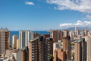 Pis a Rincón Alto. Apartamento de 1 dormitorio con vistas al mar en urbanización co