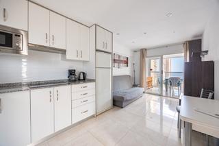 Appartement à Levante Alto. Disfruta de un apartamento zona de levante con vistas al mar a 2