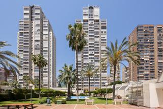 Pis a Levante Alto. Piso en zona levante 2 dorm a 200 m playa
