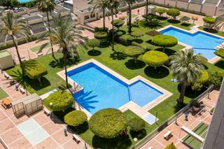 Appartement à Levante Alto. Piso en zona levante 2 dorm a 200 m playa