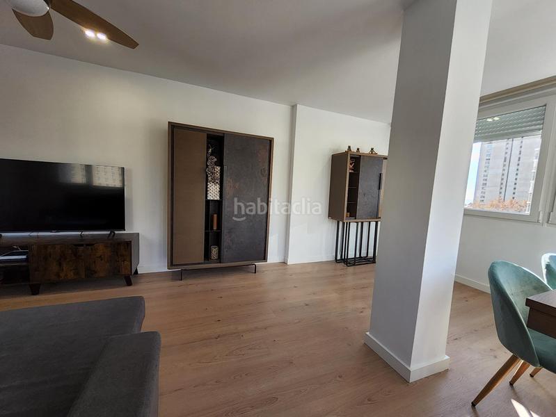 Foto 37a09c01-0e09-4ba9-8b5d-87855cbf8529. Piso apartamento en levante totalmente reformado a 300 mts del mar!! en Benidorm