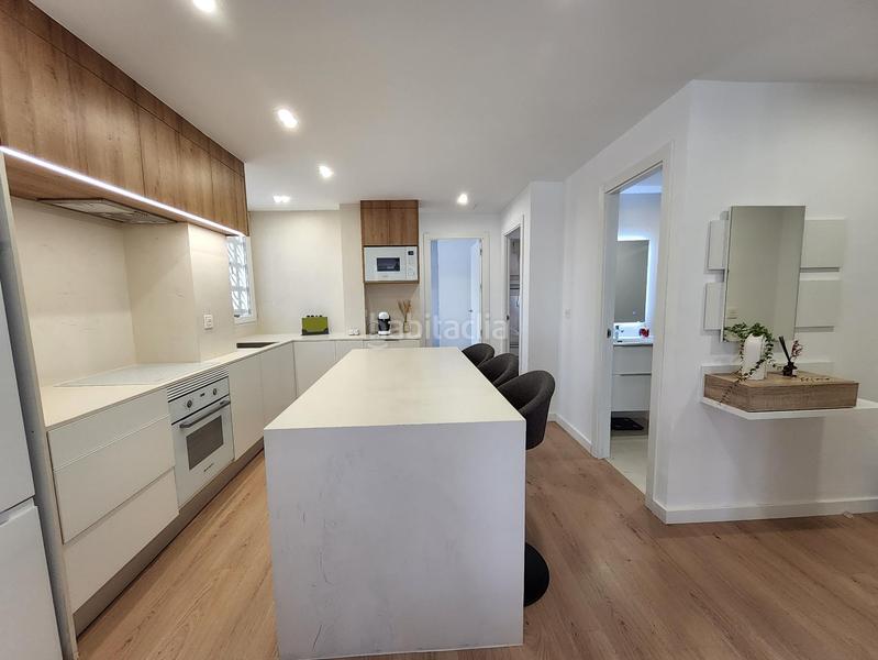 Foto 399ad072-cf34-4d94-b58c-68fadfbd19ec. Piso apartamento en levante totalmente reformado a 300 mts del mar!! en Benidorm