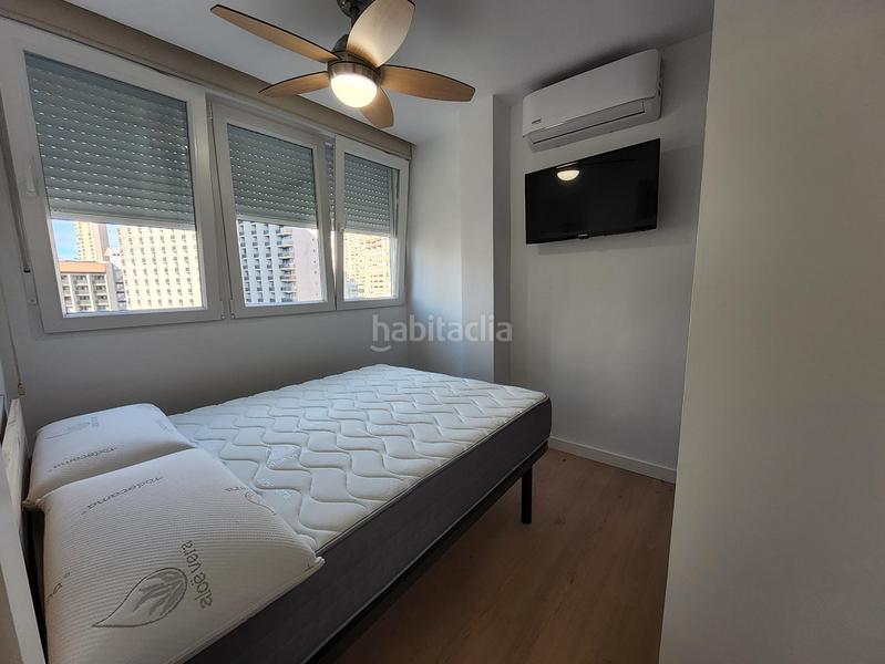 Foto 8fe99eb1-e0eb-4980-aab9-446f8cfd4b87. Piso apartamento en levante totalmente reformado a 300 mts del mar!! en Benidorm