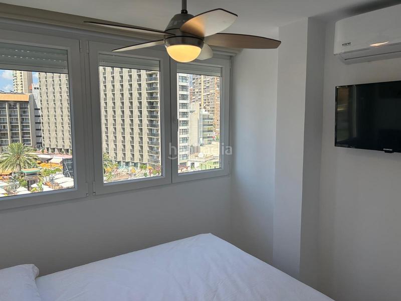 Foto d1946170-6365-40dd-9ccb-2fdc46c37672. Piso apartamento en levante totalmente reformado a 300 mts del mar!! en Benidorm
