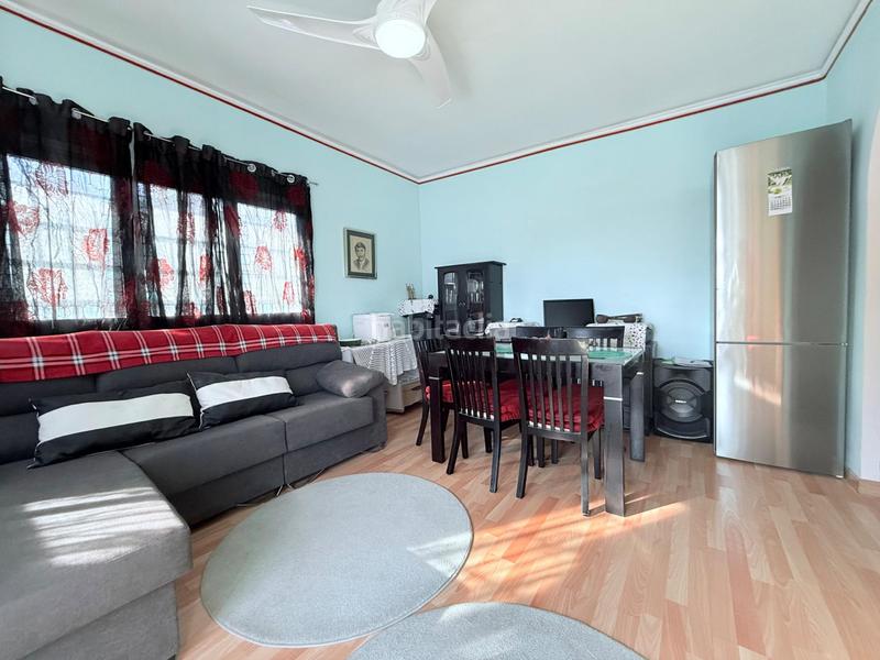 Foto b1e9dae5-9c0a-4cd2-8744-3508f9a1119e. Xalet a Colonia Madrid Benidorm