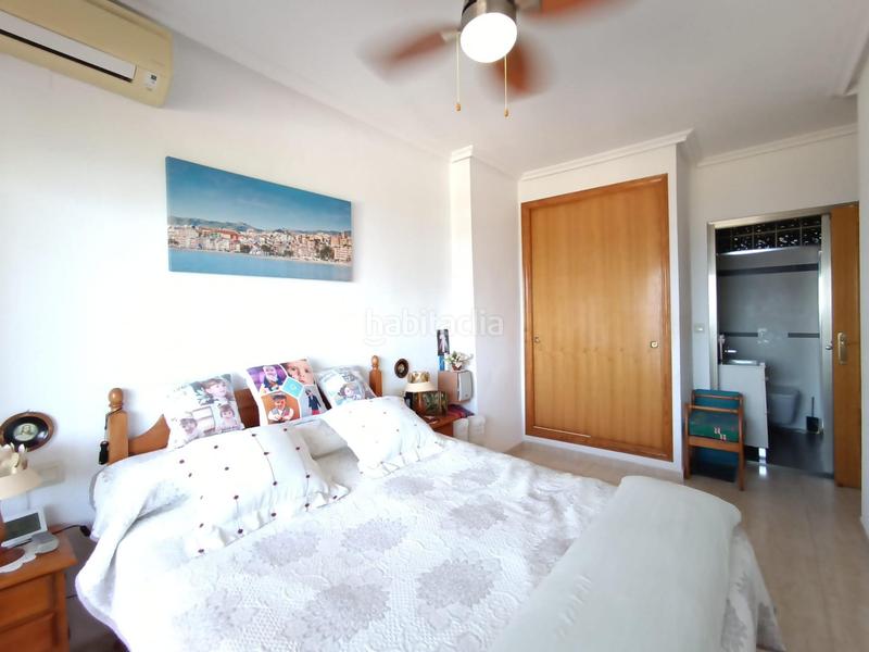 Foto 4121b4d7-f66b-4db3-a4d2-45ca7078b586. Pis amb piscina a Platja de Torres Vila Joiosa (la)