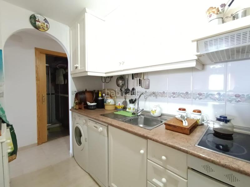 Foto 517b2861-7774-4756-8aaf-15a06429c93e. Pis amb piscina a Platja de Torres Vila Joiosa (la)