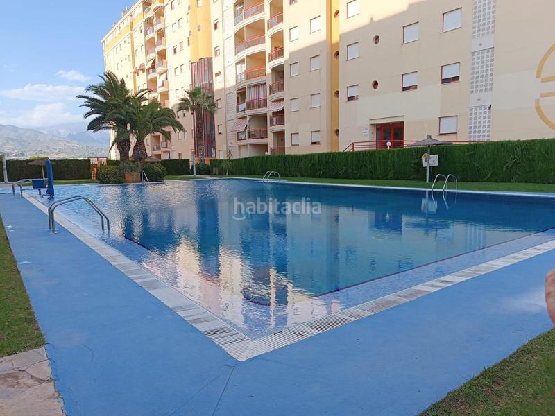 Foto 5d0fef1c-c391-4575-b939-9e755fb3c9a7. Pis amb piscina a Platja de Torres Vila Joiosa (la)