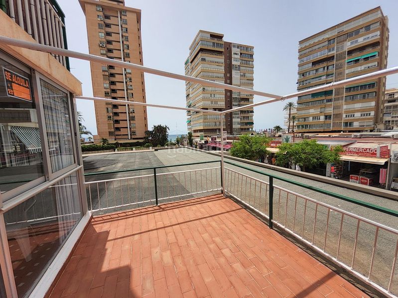 Foto 056a9b28-fe6e-466c-98cd-e59570dd7fbd. Pis amb calefacció piscina a Playa Levante Benidorm