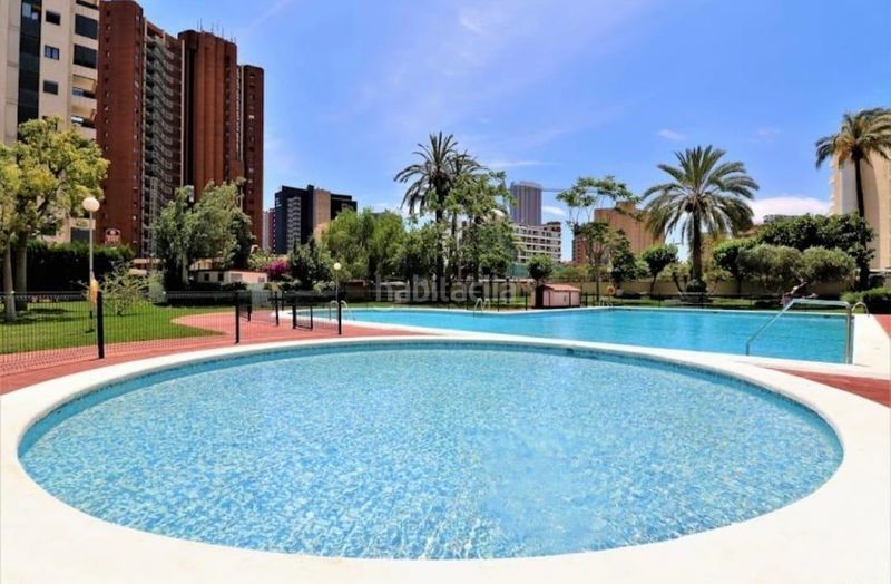 Foto c51035bf-f4c9-43cb-883a-c39a9c262249. Pis amb piscina a Rincón Bajo Benidorm