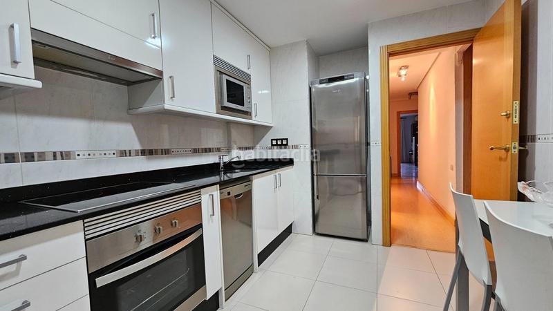 Foto 511a829c-bfd0-4179-908c-ed5fac642005. Piso oasis de lujo piso de 4 dormitorios y 2 baños con jacuzzi privado. en Benidorm