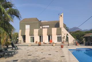 Xalet a Rincón Bajo. Chalet independiente ideal para familias