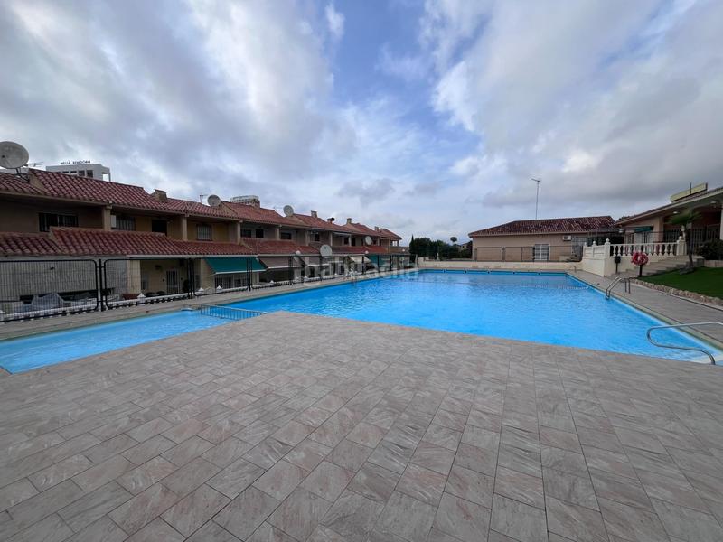 Foto 5b5c9262-1980-4761-b088-ccad62b022fa. Piso bungalow planta baja zona rincon de loix en Benidorm