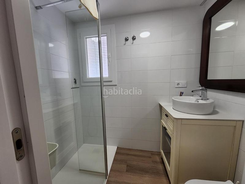 Foto 73068fb8-a61f-4106-bf68-54014fa96e2c. Piccolo appartamento con riscaldamento piscina in Benidorm