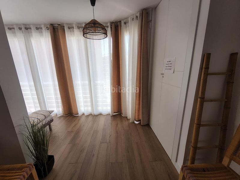 Foto e4090fcd-7977-4bc0-a636-0813f6870f00. Piccolo appartamento con riscaldamento piscina in Benidorm