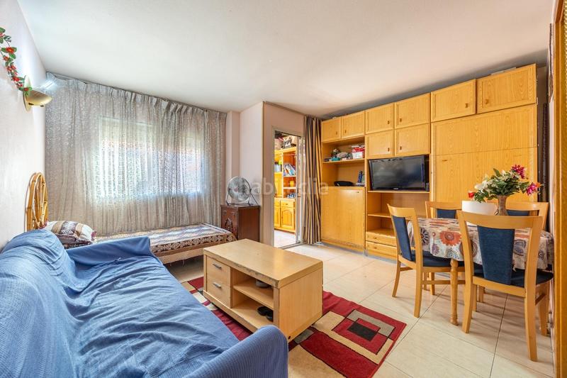 Foto f9f6d290-7642-4693-bea3-4485795d8fab. Apartamento oportunidad única de inversión ! en Colonia Madrid Benidorm