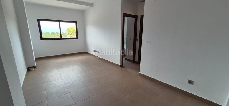 Foto ef734f21-8ac9-421f-903a-bcaa365fec84. Pis a La Nucia Pueblo Nucia (la)