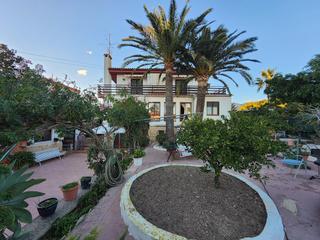 Xalet a Coloma. Chalet independiente en urb. panorama en la nucía