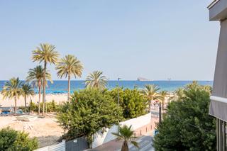 Flat in Playa Poniente. Bonito apartamento junto a la playa