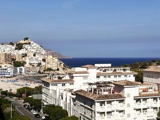Pis a Ciudad Universitaria. Apartamento con vistas al mar y a tramontana cala de villajoyosa