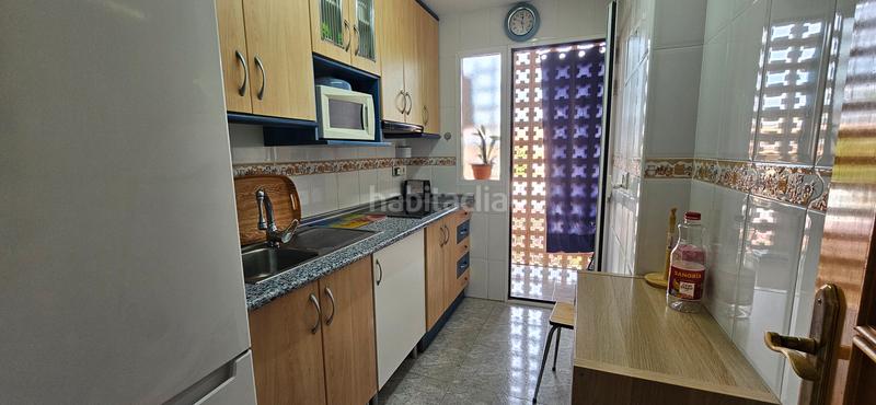 Foto bd65143e-aa64-499d-a347-cb2e70a5902e. Apartamento  reformado de 1 dormitorio en excelente urbanización. en Benidorm