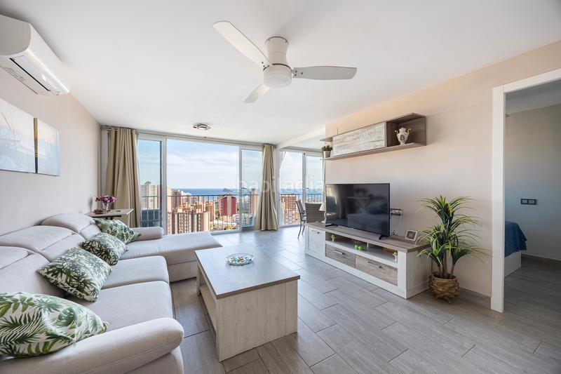 Foto 68e174e3-925f-4e50-9f73-753c4db96c2e. Apartamento  reformado con impresionantes vistas al mar en Benidorm