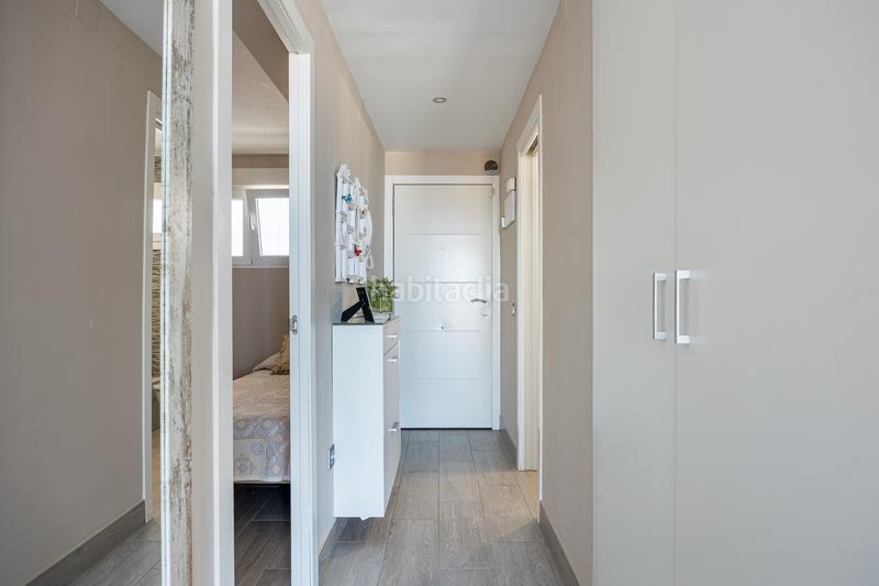 Foto c9d89665-260d-4925-bf52-f3a994fe3107. Apartamento  reformado con impresionantes vistas al mar en Benidorm