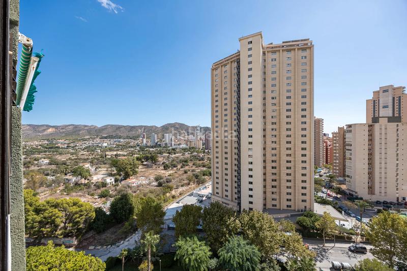 Foto cd8f483f-9cae-4801-8f36-e52efe0e86da. Pis amb piscina a Levante Alto Benidorm
