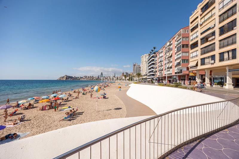 Foto 309b888c-e533-4b8e-ab30-ef7564a7c965. Appartement mit pool in Playa Poniente Benidorm