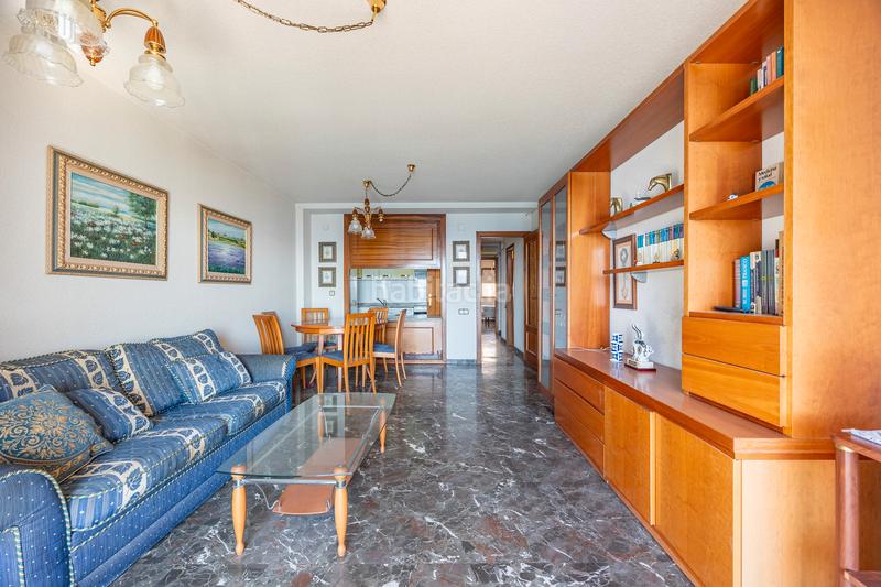 Foto 3b8e4b4d-a1e0-4361-89bc-5f6f8d13abd5. Appartement mit pool in Playa Poniente Benidorm