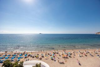 Apartament a Playa Poniente. Espectacular apto. en 1 línea de playa de poniente!