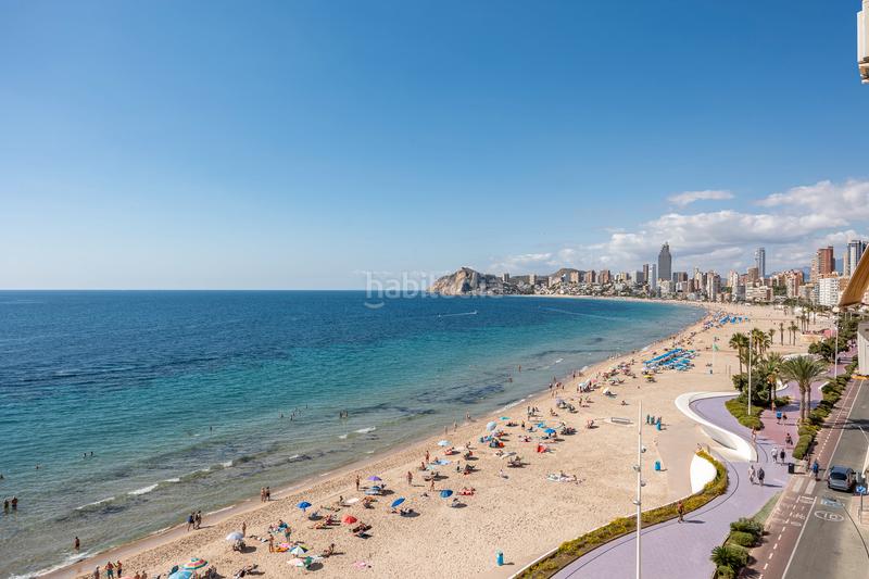 Foto 972d27d8-b5a3-42a7-9e31-aebf7a02c4e9. Appartement mit pool in Playa Poniente Benidorm